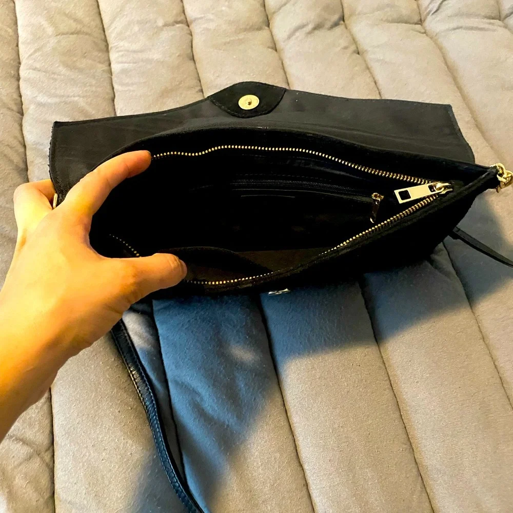 Black suede envelope purse - Picture 4 of 5